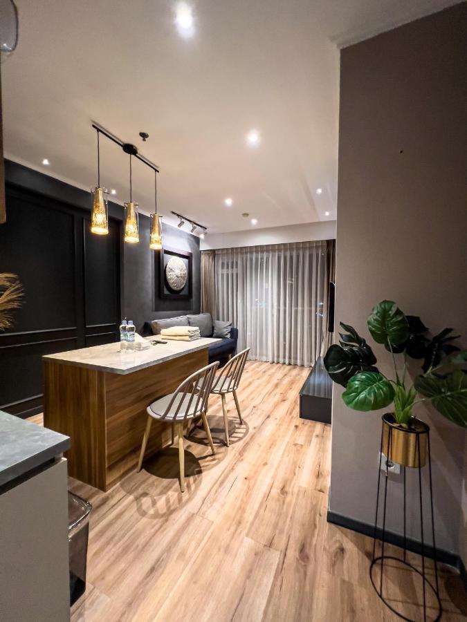 R30 Apartemen Gateway Pasteur 2Br Daymentroom Bandung Exterior foto